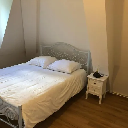 Manoir D Avray Beaujolais Bed & Breakfast *